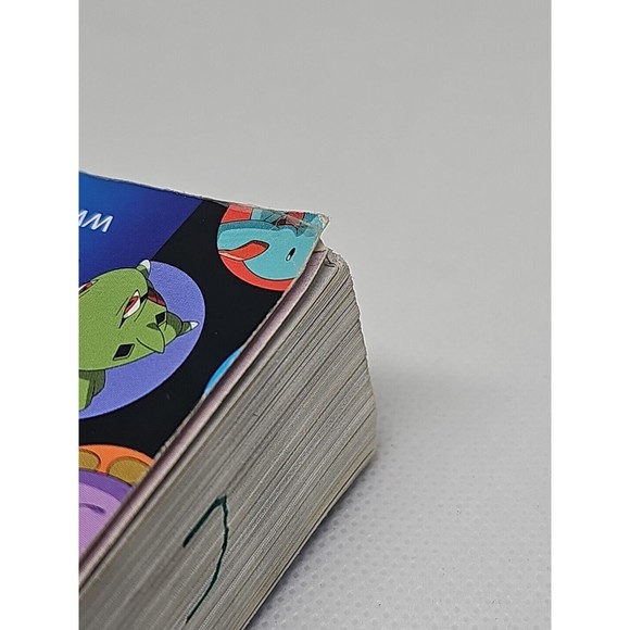 Pokemon Gotta Catch'Em All Deluxe Essential Handbook Schoolastic 2015 - Picture 6 of 7